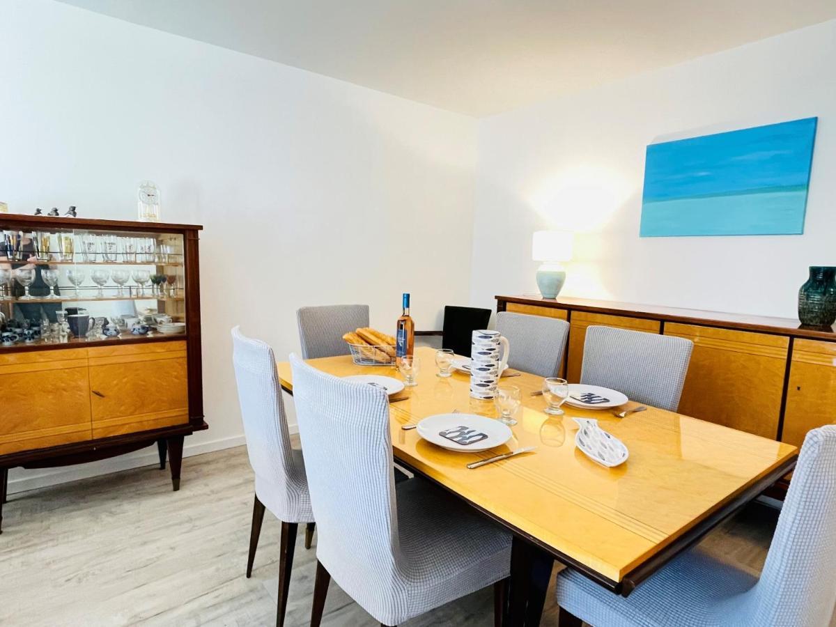 Tres Bel Appartement Face Au Port Santa -Piscine Saint-Raphaël Buitenkant foto
